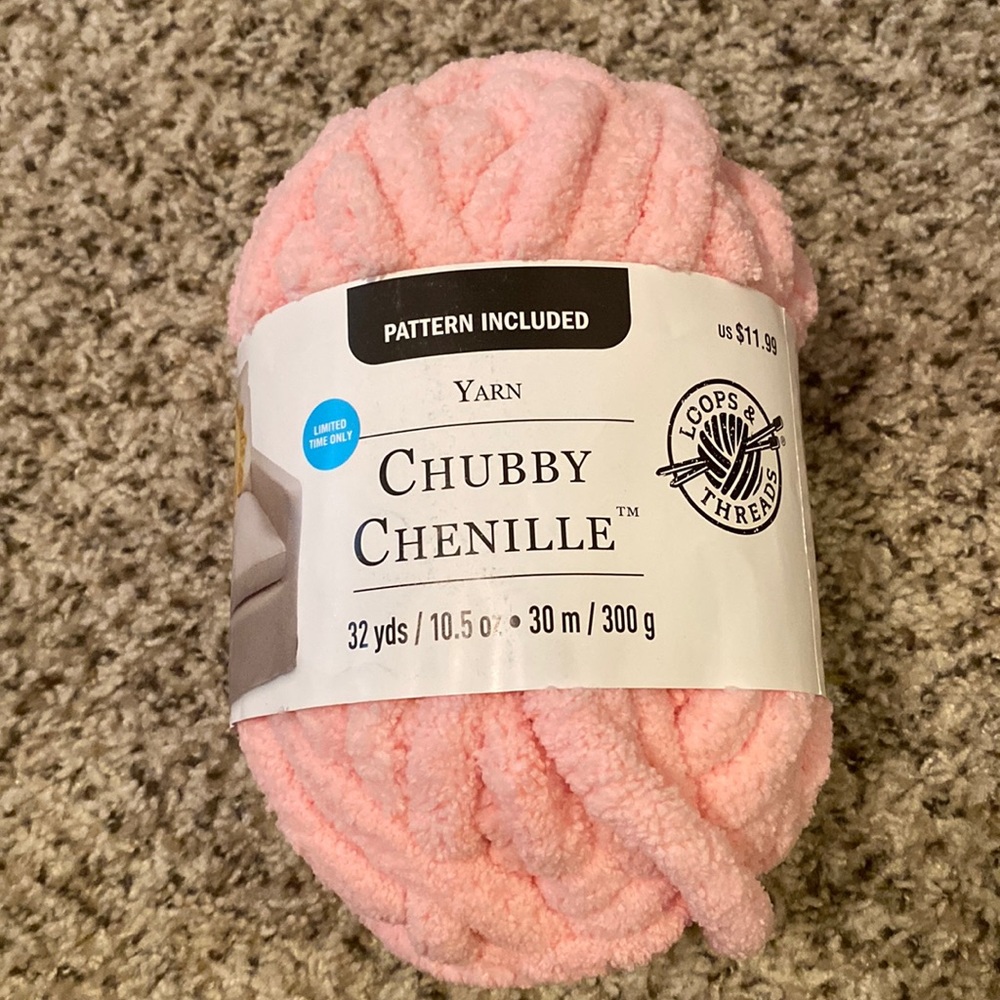 Chubby chenille yarn